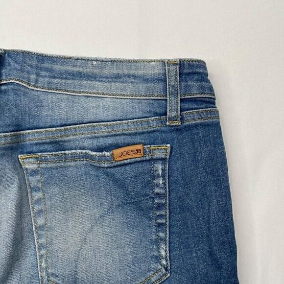 Joe's Jean Finn Skinny Ankle Distressed Jean in Gretchen - Picture 10 of 14